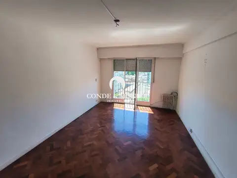 San Telmo, Alquiler 3 ambientes, muy luminoso.