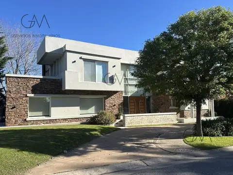 Casa en alquiler en Arenas del Sur