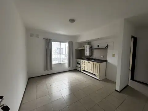 Departamento 1 dormitorio con cochera