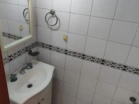 Depto Tipo Casa en Alquiler 15 años