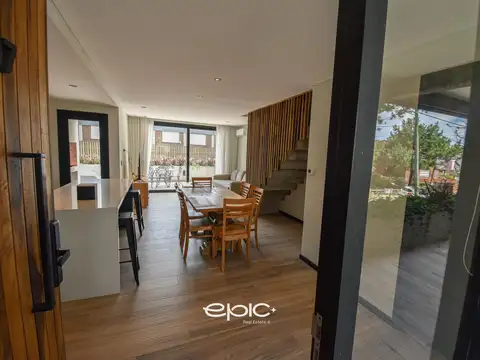 Departamento en Venta con 1 cocheras