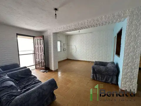 Depto Tipo Casa en Venta en Ramos Mejía, USD 70.000