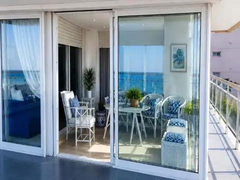 Departamento en Venta en Playa Grande, USD 670.000