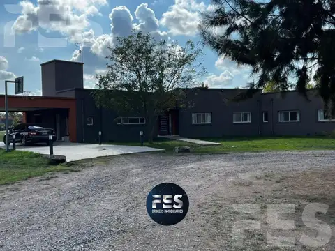 ALQUILER CASA 4 AMB CON PISCINA - Barrio Fincas de San Vicente SPORTING