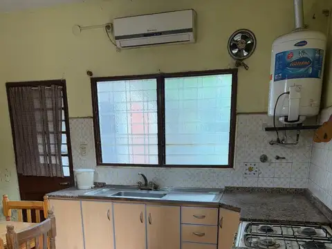 CASA  A RECICLAR EN LOTE PROPIO EN SAENZ PEÑA