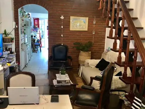 Depto Tipo Casa en Venta de 3 ambientes