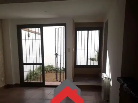 Avenida Juan Domingo Perón 1300