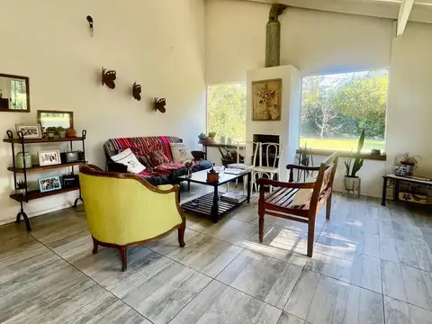 En venta Casa super luminosa de 4 ambientes en Country La Lonja, Del Viso