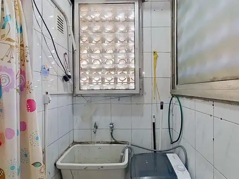 Agustín Debenedetti e/ Campana e Ingeniero Luis A. Huergo