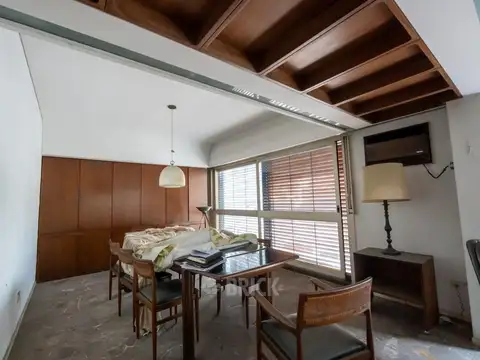 Departamento 5 ambientes con 4 baños