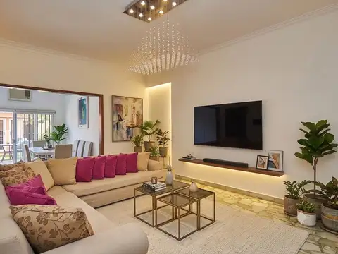 Casa - Venta - Argentina, San Isidro - Perito Moreno 2700