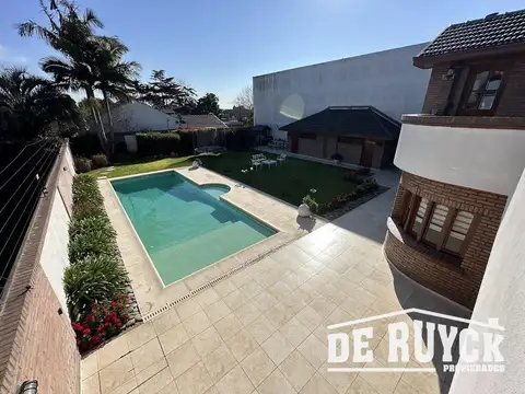 Roca (Calle 382) al 3100 entre Laprida y Lafinur