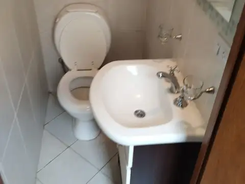 Depto Tipo Casa en Alquiler de 2 dormitorios