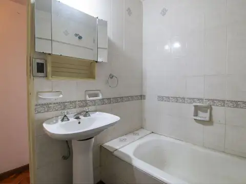 Venta Dpto 4 amb excelente ubicación y Luminoso