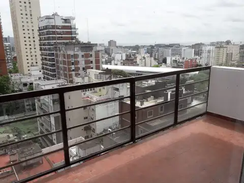 La Pampa 1800, Piso 16