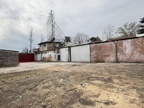 GALPÓN | DEPÓSITO LOGÍSTICO | ACCESO CAMIÓN | EXCELENTE UBICACIÓN | OFICINAS | CASTELAR NORTE