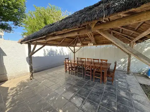 Casa en Venta en Garin, USD 115.000
