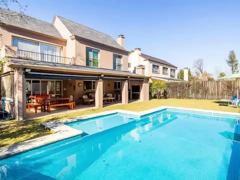 Casa en Venta de 4 dormitorios