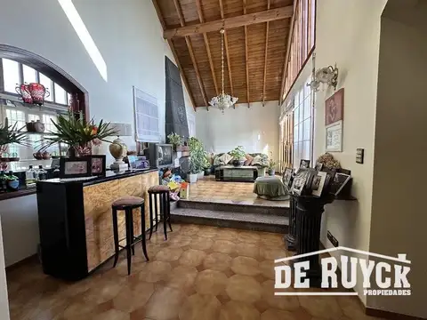 Casa en Venta al Este