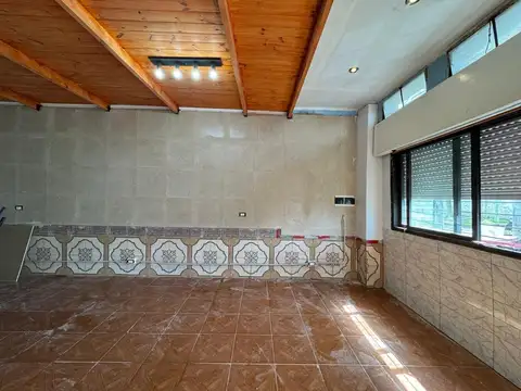 Depto Tipo Casa en Alquiler de 1 dormitorio