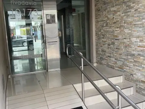 Avenida Rivadavia 10100, Piso 2
