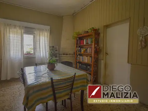 Depto Tipo Casa 5 ambientes con 1 baño