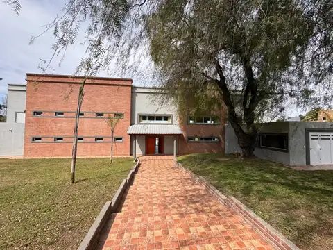 Casa en Venta en Villa Lago Azul, USD 720.000