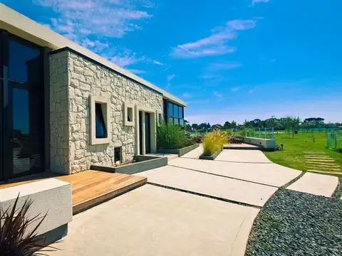 VENTA IMPORTANTE LOTE EN DEVELOPER PARK