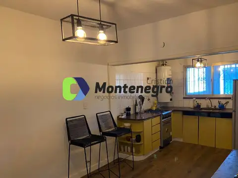 Casa - Venta - Argentina, Berazategui - Calle 151 A 2250