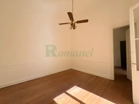 Departamento en Alquiler en Parque Centenario, $ 1.300.000