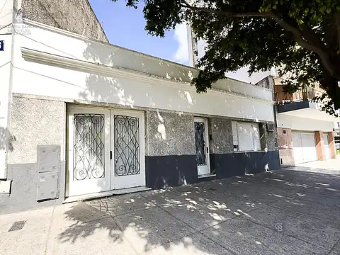 VENTA CASA 4 AMBIENTES COCHERA LA PATERNAL