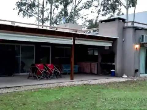 Casa - ALQUILER_TEMPORAL - Argentina, Costa Esmeralda