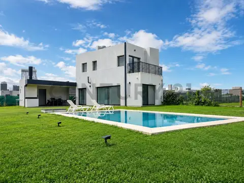Venta de casa en Ibarlucea