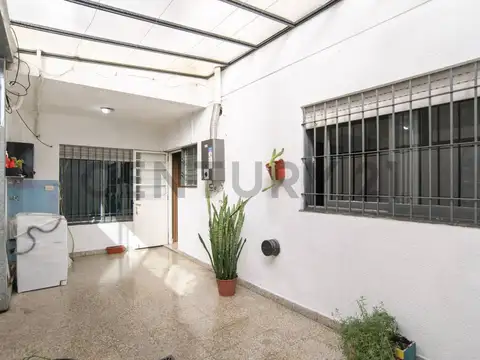 8 numero 1513 entre 63 y 64 , Piso 4