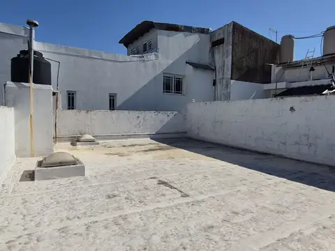 Depto Tipo Casa en Venta de 2 ambientes
