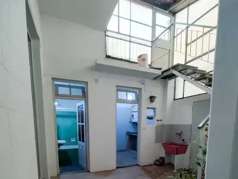 Depto Tipo Casa en Venta en Agronomia, USD 124.000