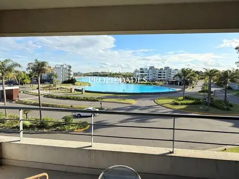 Lagoon Pilar 100