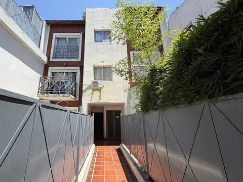 Depto Tipo Casa 3 ambientes con 1 baño