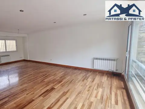 Departamento en Alquiler en Barrio Tres Cerritos, $ 1.400.000