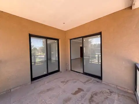 Departamento en Venta al Este