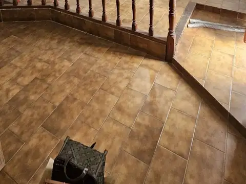 Casa en Venta en Azcuenaga, USD 130.000
