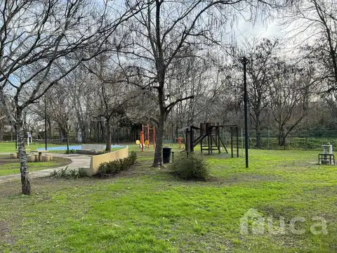ALQ   ANUAL  y VENTA  APTO CREDITO| CASA c/Jardin y Pileta | Barrio La Celina