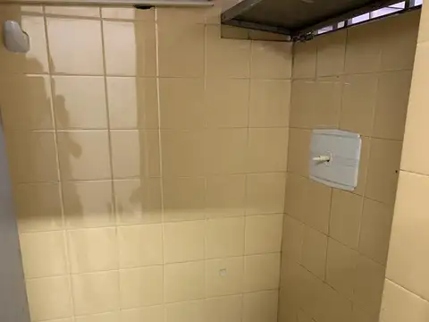 Maipu 1800 - Local con Excelente Renta