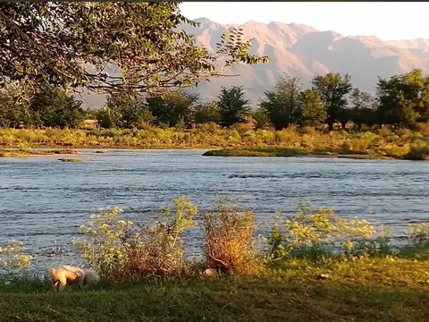 Chacra de 5 Has en Nono, a Metros del Río con Vistas Únicas