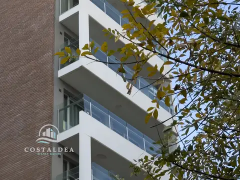 SANTA FE Y SANTIAGO. SEMIPISO. VISTA DESPEJADA, LUMINOSO. Te lo financiamos ! CONSULTANOS