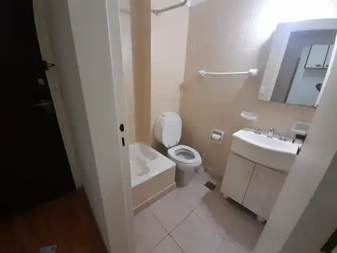 Departamento en Alquiler en Balvanera, $ 400.000