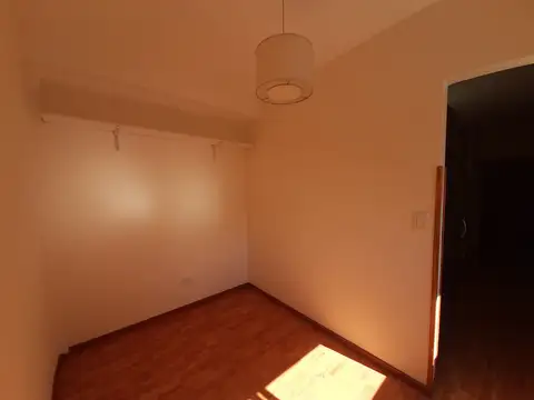 San Luis 2900, Piso 5