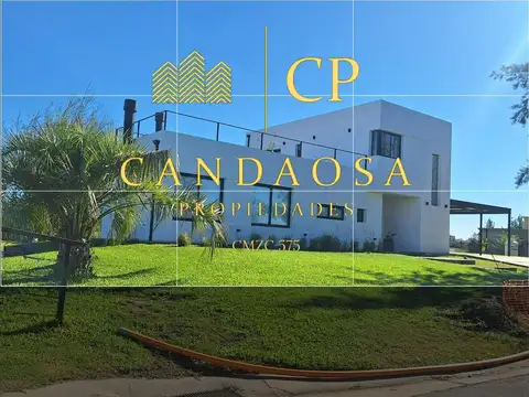 Nev. Casa A La Laguna En Venta El Naudir
