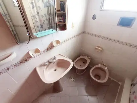 Depto Tipo Casa en Venta de 4 dormitorios