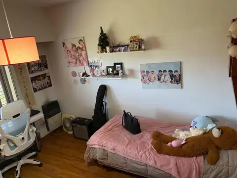 Casa en venta 5 amb./quincho y Garage JLSuarez